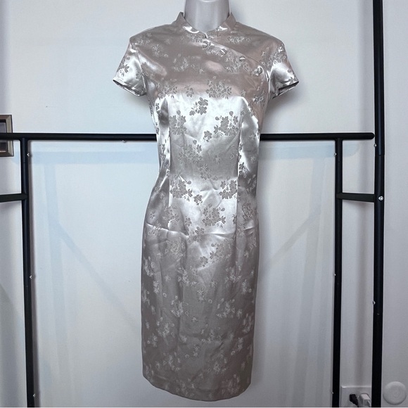 reflections Dresses & Skirts - Vintage Traditional Formal Fitted Evening Wear Gold Cheongsam